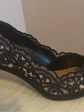 Inc International Concepts - Black Lace Heeled Pumps